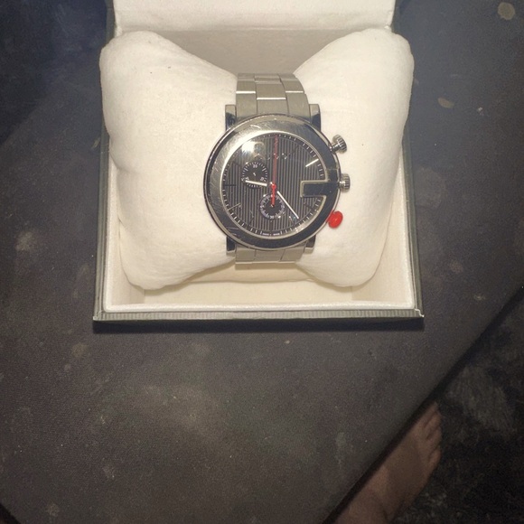 Men’s Gucci 101 G timeless watch - Picture 2 of 6